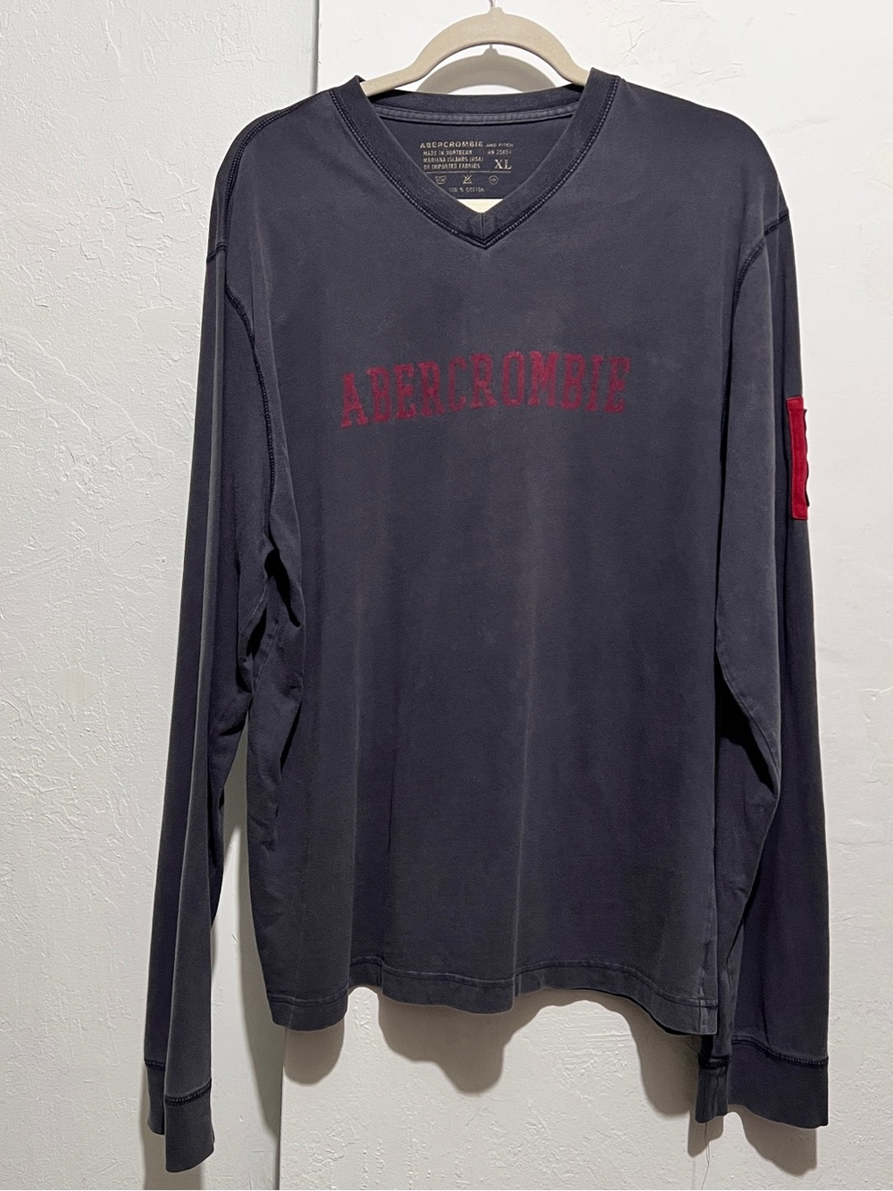 Abercrombie & Fitch Men's Black Long-Sleeve V-Neck Shirt with Red Logo